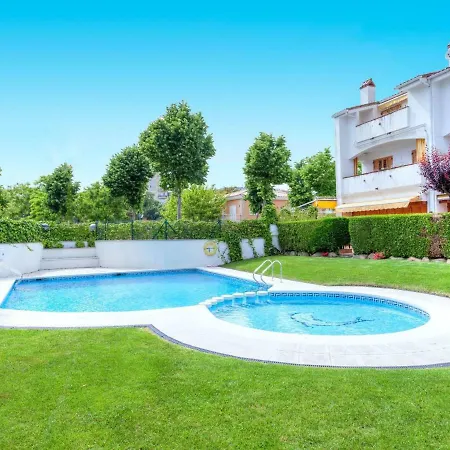 Holiday home Holiday Residencial Anell D'aro